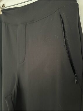 Women’s Black Performance Zip-Pocket Pants